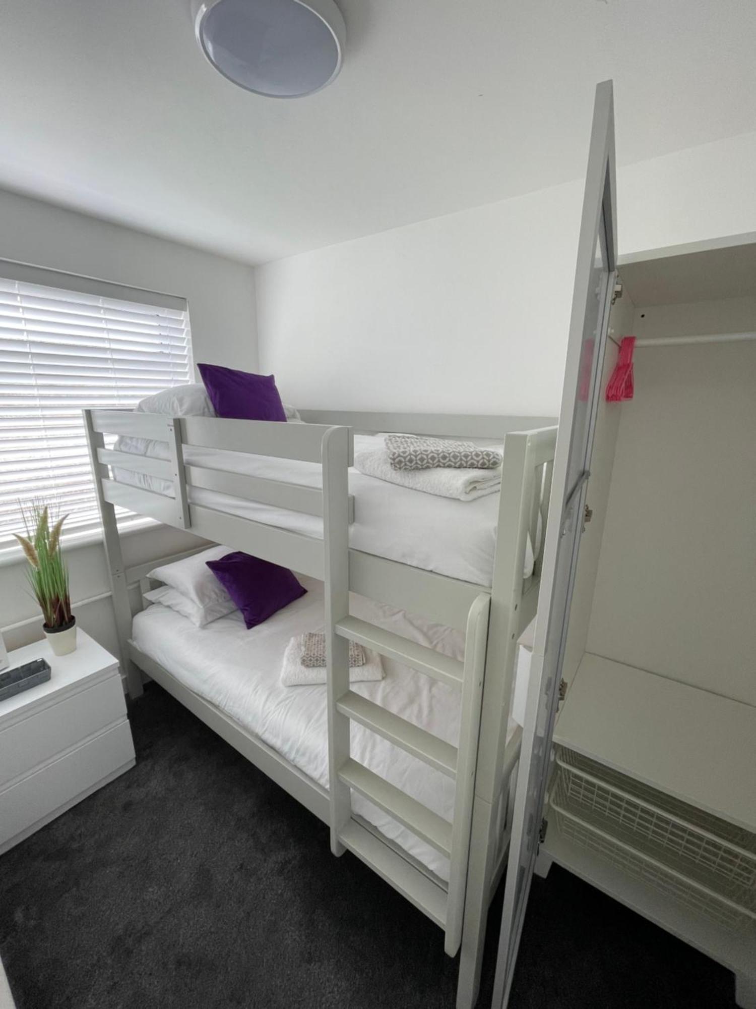 Look No Further Gorgeous Newly Renovated Contemporary Chalet Sandown Bay Holiday Centre Экстерьер фото